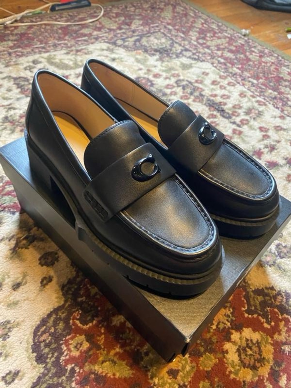 Women’s Coach Leah Leather Penny Loafers with Signature Buckle size 9